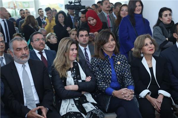 السفيرة نبيلة مكرم وزيرة الهجرة