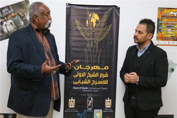الفنان السودانى على مهدى والفنان الشاب مازن الغرباوى