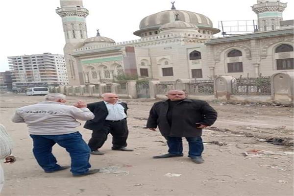 الدكتور بكر عبد المنعم رئيس حي شرق شبرا الخيمة بالقليوبية