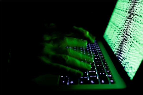 بريطانيا تستثمر 1.6 مليار دولار لإنتاج كمبيوتر عملاق للطقس والمناخ