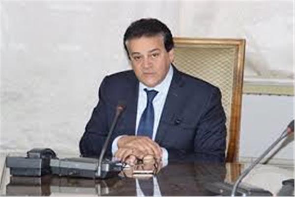  د. خالد عبد الغفار وزير التعليم العالى والبحث العلمى