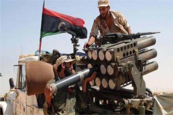 الجيش الليبي يسقط طائرة تركية قرب الحدود التونسية