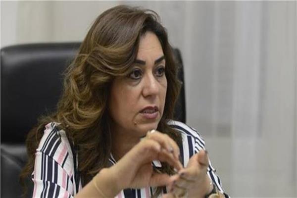 منال عوض