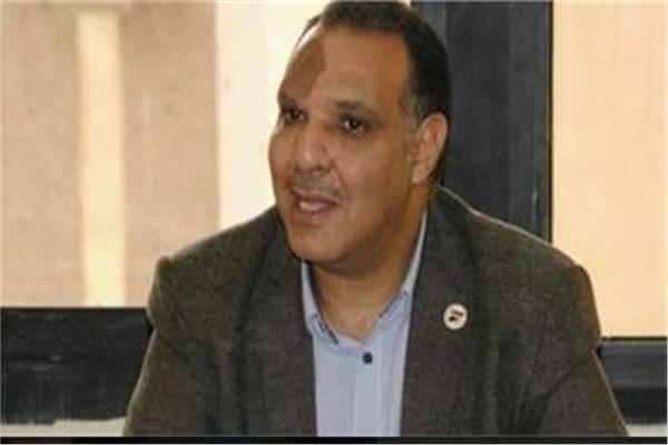 محمد سيد أحمد أستاذ علم الاجتماع السياسي