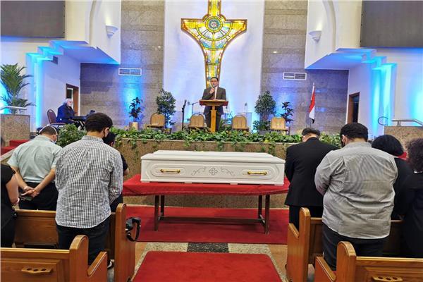 وفاة والدة زوجة رئيس الطائفة الإنجيلية بمصر