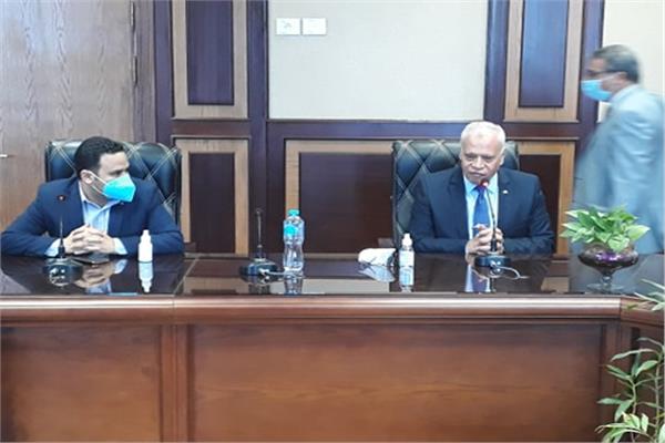  اللواء حمدى بخيت رئيس لجنة الدفاع والأمن القومى