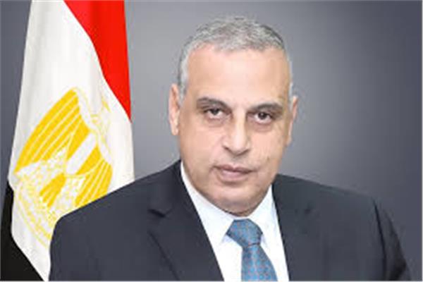  وزير القوي العاملة محمد سعفان