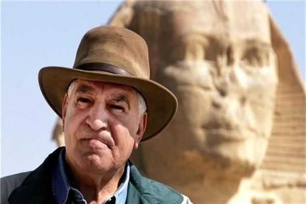  الدكتور زاهى حواس وزير الآثار الأسبق
