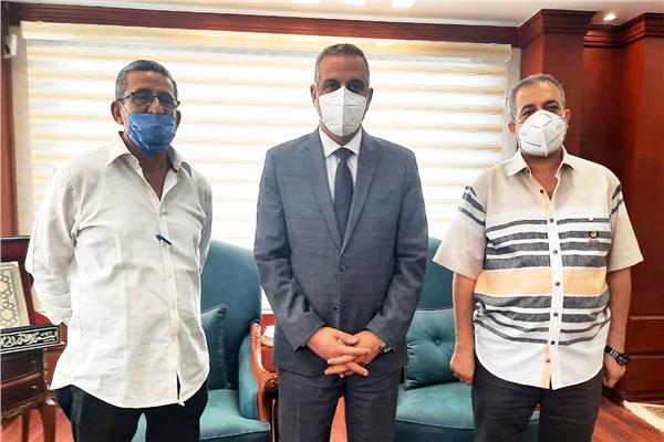 محافظة سوهاج تتسلم 5 آلاف كمامة قماشية لتوزيعها على المواطنين بالمجان