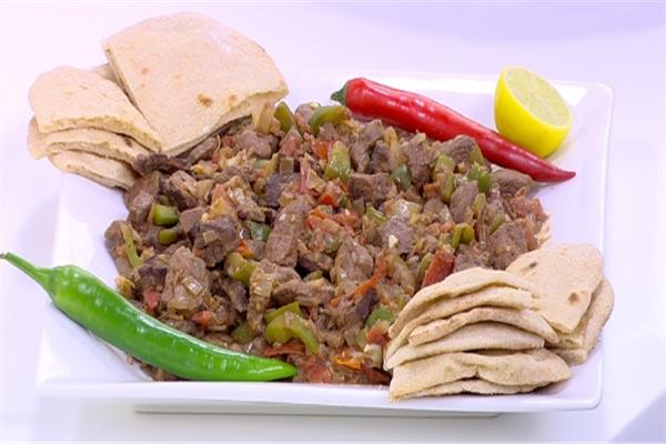 «أكلات العيد».. «كبدة بالطماطم والبصل» 