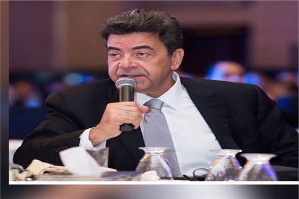 الدكتور مجدى حسن 