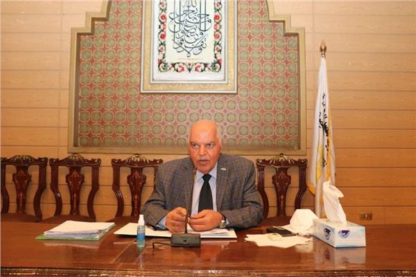 "المهن التعليمية" : صرف 10 آلاف جنيه لمعلمي بئر العبد المتضررين من حوادث الإرهاب