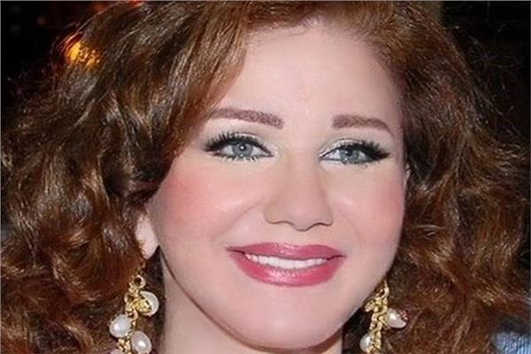 الفنانة السورية ميادة الحناوي