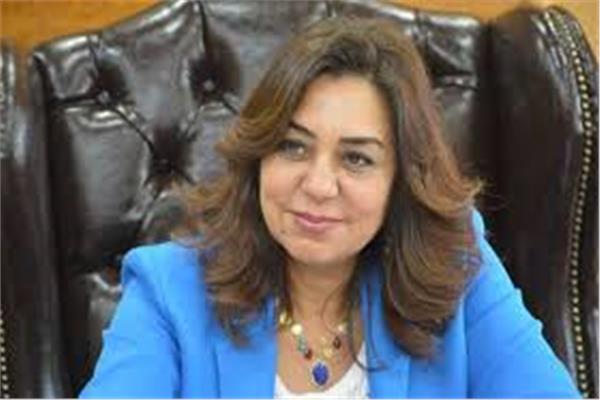  منال عوض محافظ دمياط 