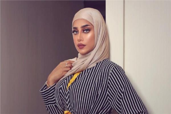  خبيرة التجميل البحرينية فاطمة الدوسري