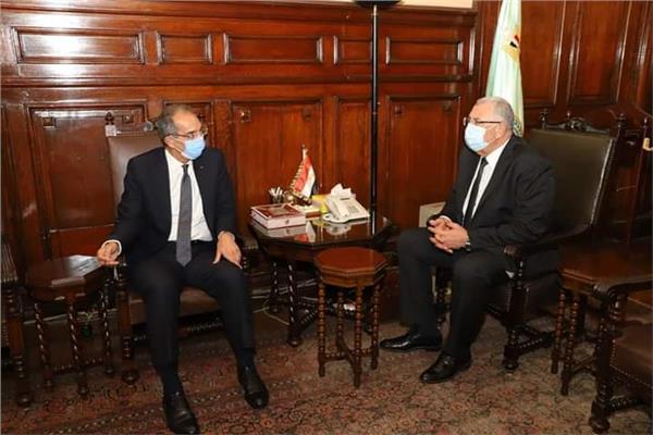 «القصير» و«طلعت» يبحثان استخدام الذكاء الاصطناعي فى تطوير الزراعة