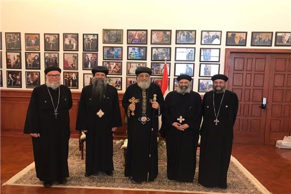  البابا تواضروس يستقبل الانبا ديفيد ووفد من الاباء الكهنة