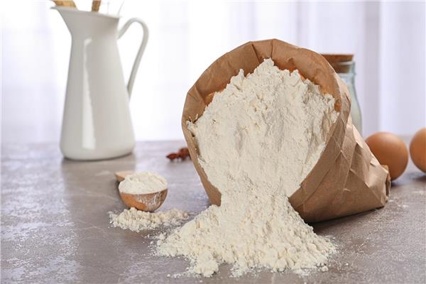 الطريقة الصحيحة لحفظ أكياس الدقيق المفتوحة