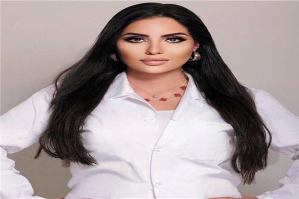 خبيرة التجميل زينة بكري