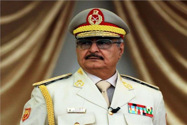 قائد الجيش الليبي المشير خليفة حفتر