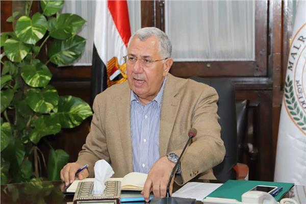 السيد القصير وزير الزراعة واستصلاح الأراضي