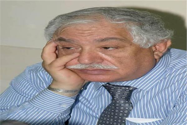 الدكتور محمد عبد الستار
