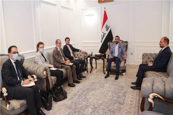 الحلبوسي وبونيو يبحثان زيارة الوفد العراقي إلى باريس