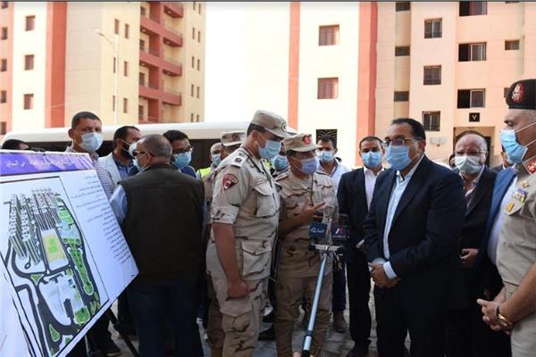 رئيس الوزراء خلال الجولة 