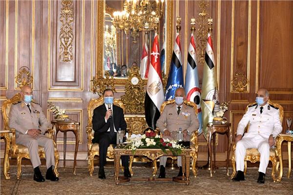 صورة من اللقاء