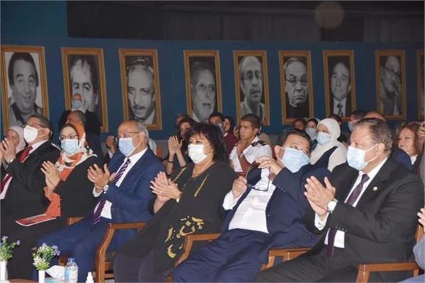 وزيرة الثقافة تفتتح الموسم الرابع لنجوم المسرح الجامعي