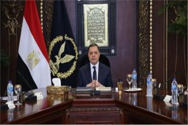 اللواء محمود توفيق وزير الداخلية