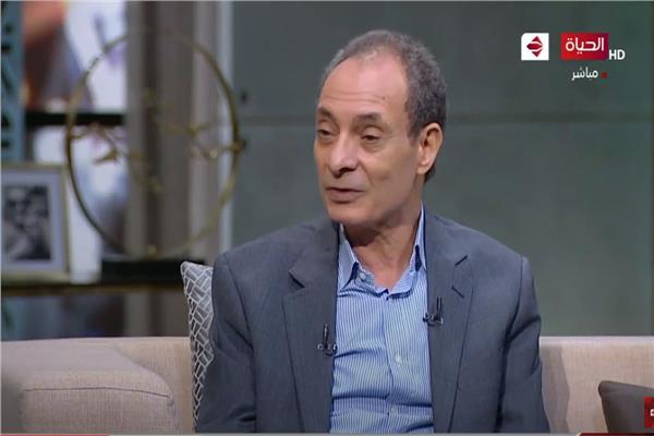 الدكتور حسين حمودة