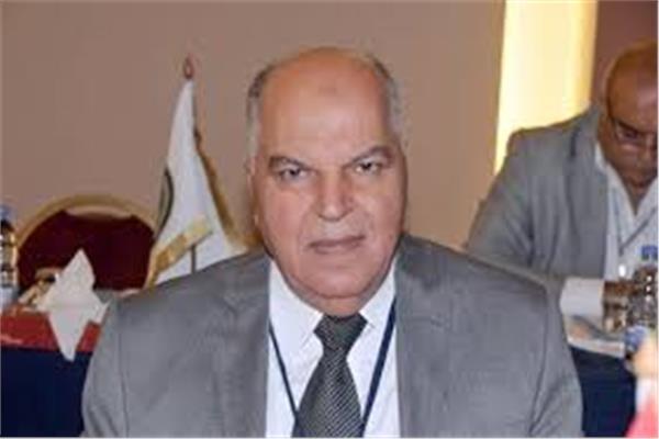  نقيب المعلمين خلف الزناتي وزارة التربية والتعليم