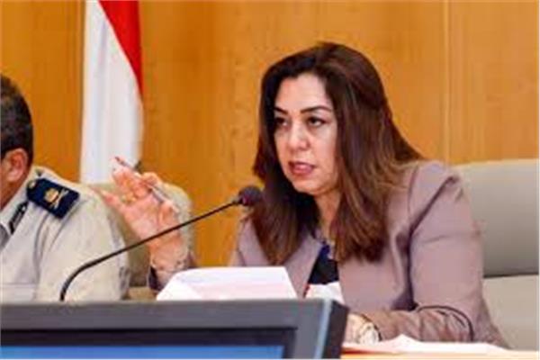 الدكتورة منال عوض محافظ دمياط