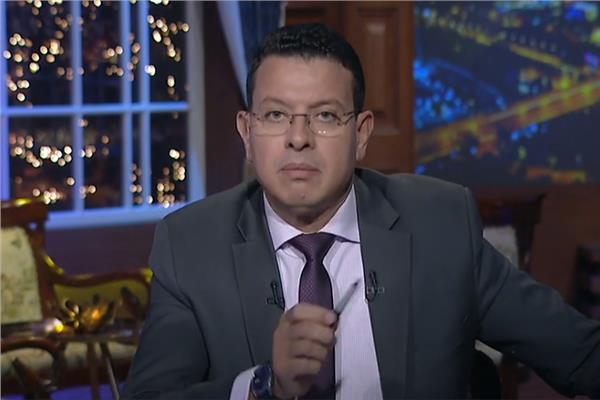 الإعلامي عمرو عبد الحميد