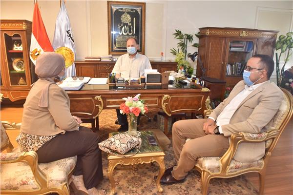 اللواء عصام سعد محافظ أسيوط