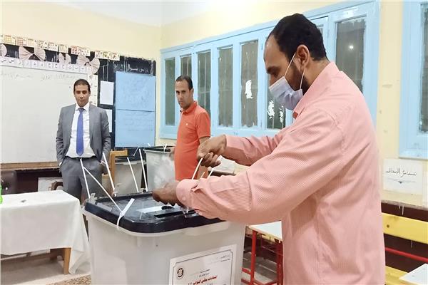 غلق لجان الاقتراع في اليوم الأول بالسويس