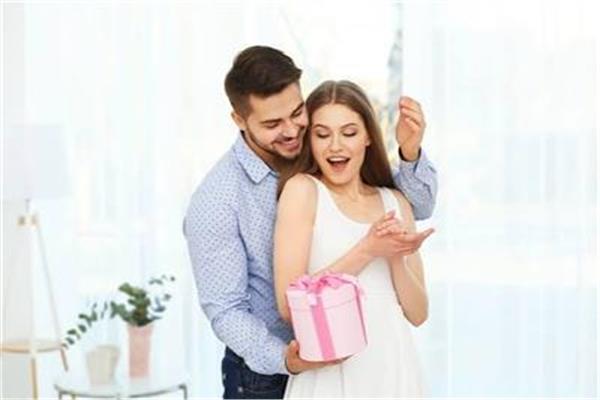نصائح للزوج لتفهم احتياجات زوجته 