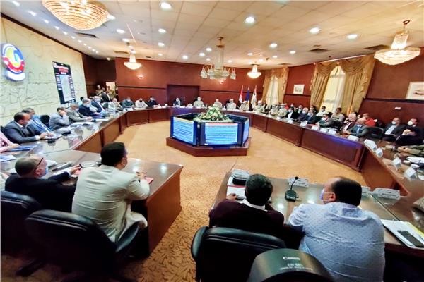 محافظ البحيرة الوقوف على مستوى الاجهزة التنفيذية 