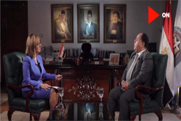 الدكتور محمد معيط وزير المالية مع الإعلامية لميس الحديدي