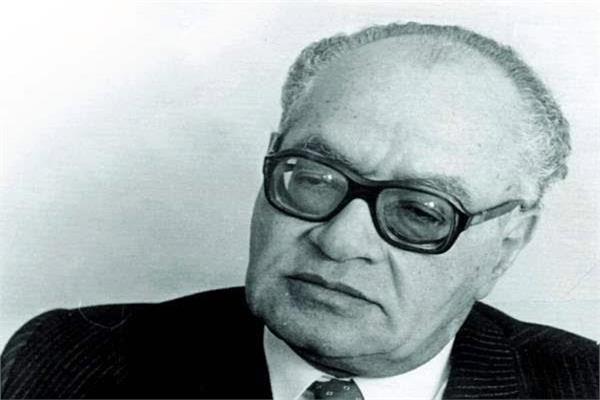 الأديب الكبير عبد الرحمن الشرقاوي