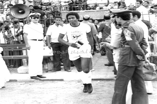 صاحب محل مجوهرات يمنح الزمالك "ذهبا خالصا"