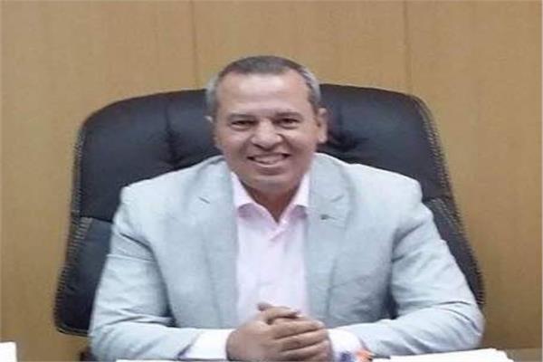 الدكتور الدكتور سعد مكى وكيل وزارة الصحة بالمحافظة