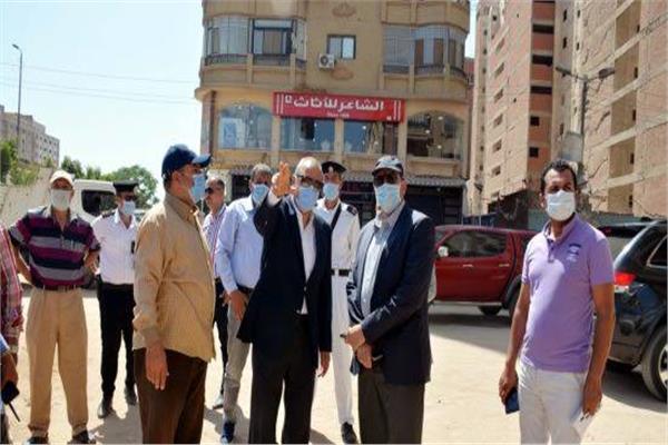 محافظ القليوبية يقوم بجولة بمدن طوخ وقليوب وبنها لمتابعة الاشغالات ونظافة الشوارع 