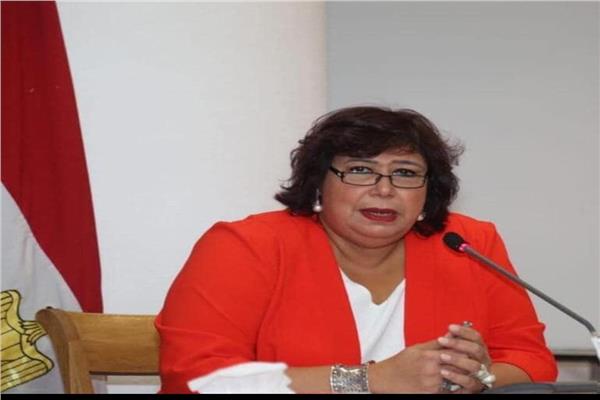 إيناس عبد الدايم وزيرة الثقافة