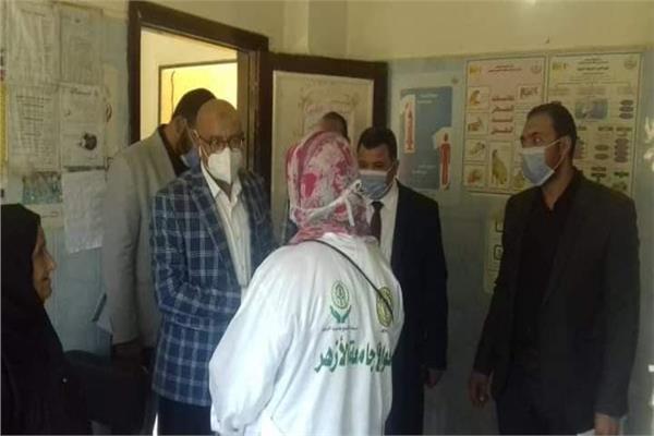 جانب من القافلة الطبية