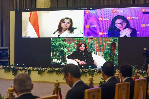 مؤتمر مصر تستطيع بالصناعة