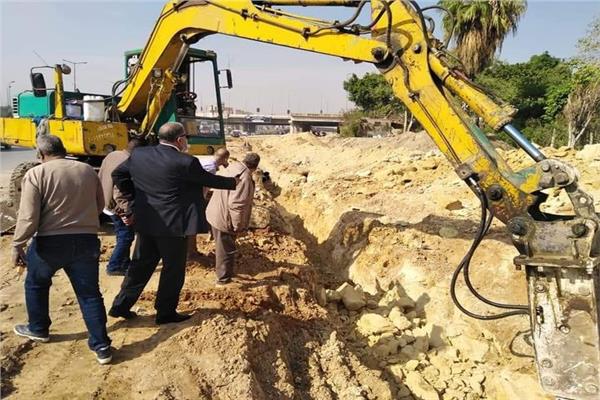 تعديل مسار خط الصرف الصحي بالاتوستراد لتوسيع الدائري