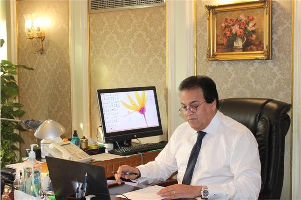  د. خالد عبدالغفار