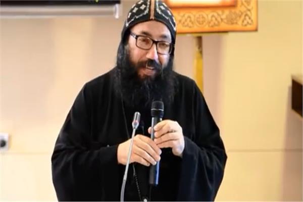  نيافة الأنبا يوليوس الأسقف العام لكنائس مصر القديمة